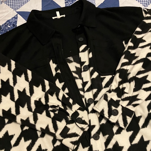 Maurices Tops - Maurices Black and White Button Down Shirt/Jacket